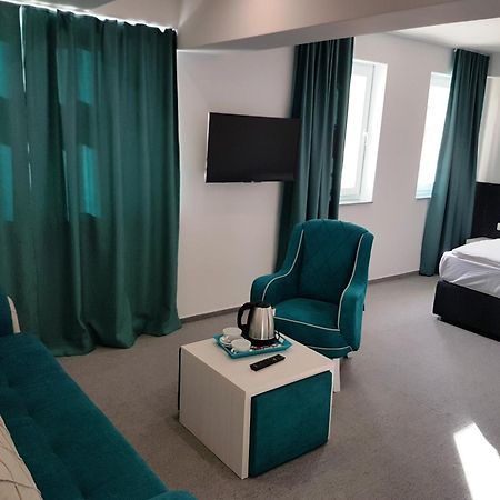Hotel Sax Gracanica Gracanica  Eksteriør bilde