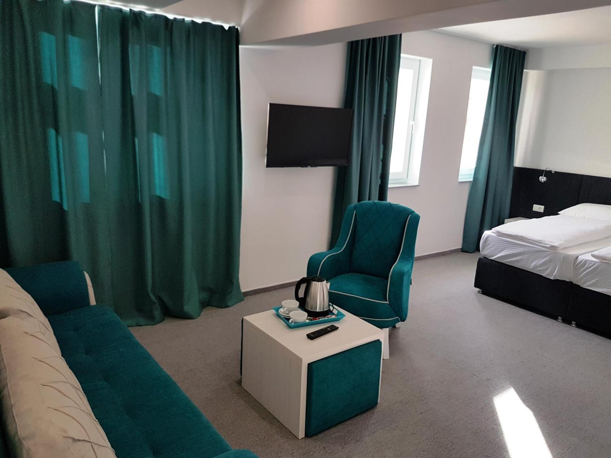 Hotel Sax Gracanica Gracanica  Eksteriør bilde