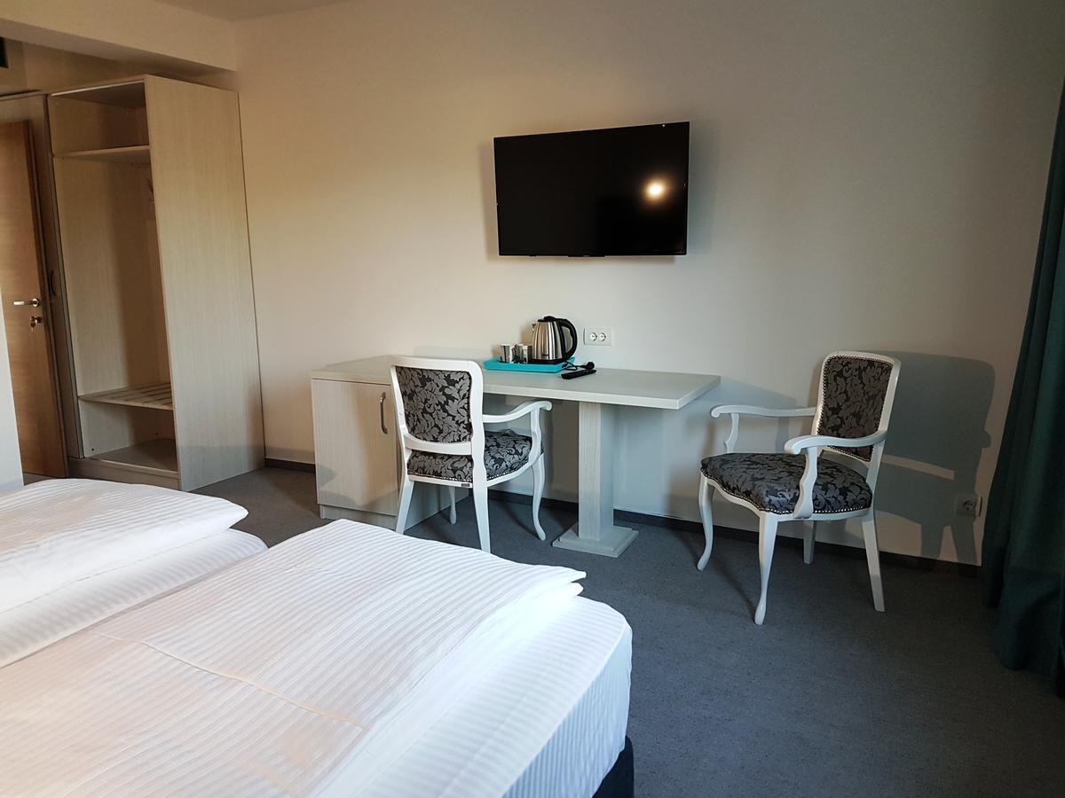 Hotel Sax Gracanica Gracanica  Eksteriør bilde
