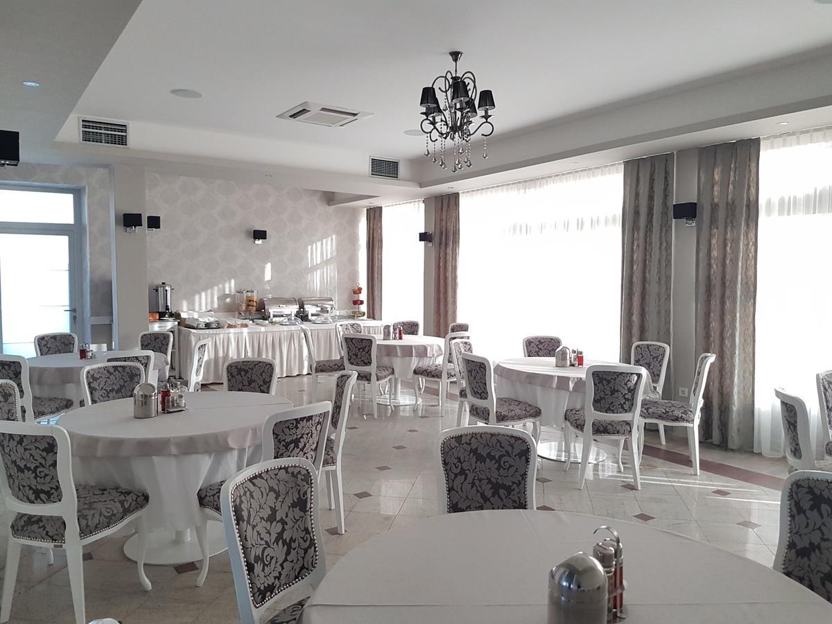 Hotel Sax Gracanica Gracanica  Eksteriør bilde