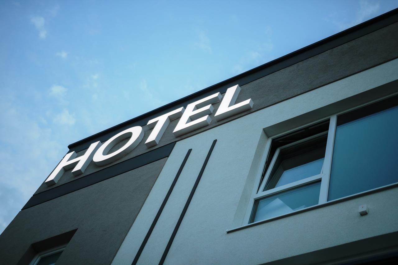 Hotel Sax Gracanica Gracanica  Eksteriør bilde